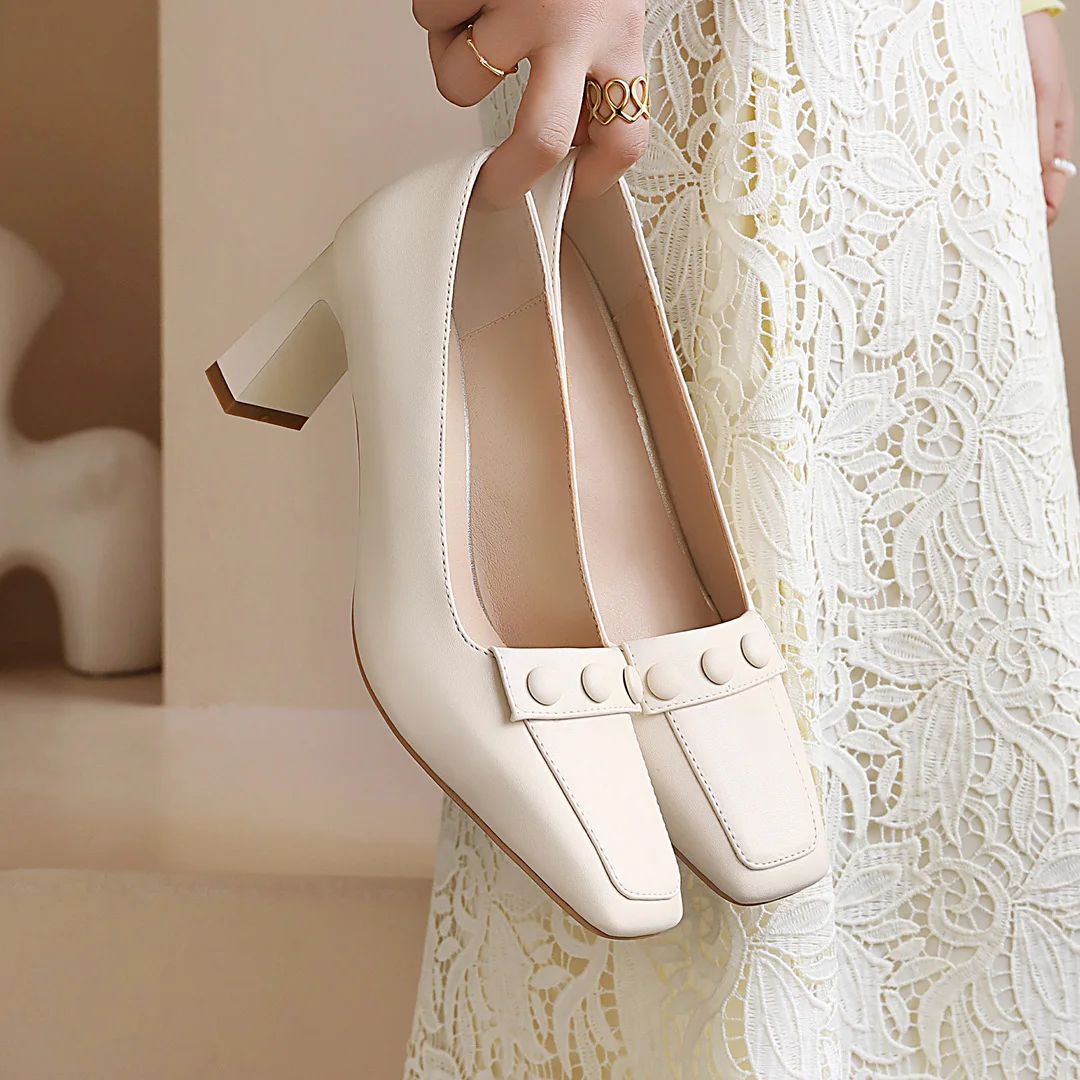 

Shaped Heel Simple And Fashionable High-Heeled Shoes Square-Toe Shallow Mouth Round Button Decoration Apricot Women's Shoes