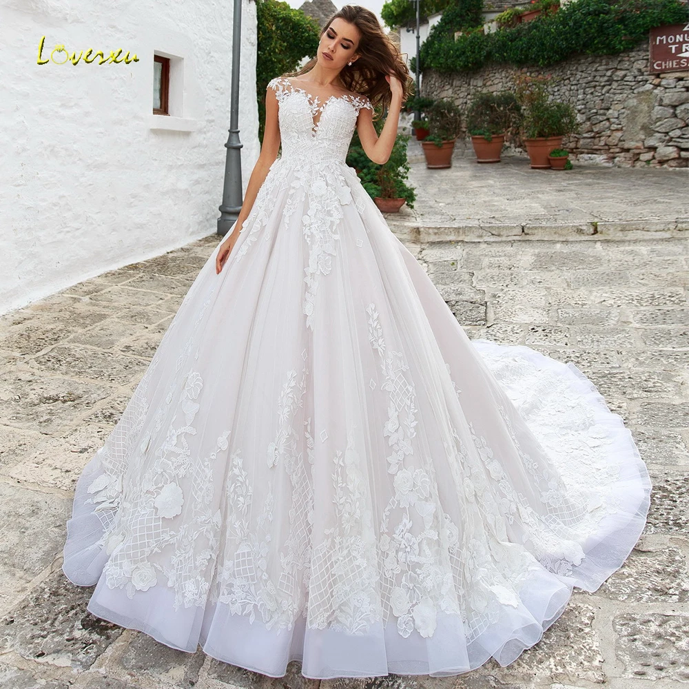 Loverxu Свадебные платья трапециевидной формы нежные Аппликации рукав-крылышко