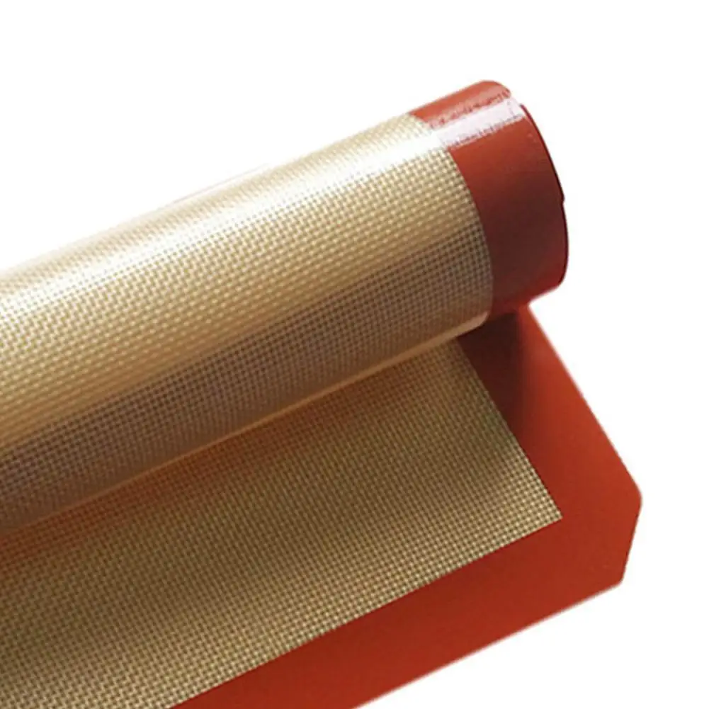 Красный коврик для приготовления пищи пирамида посуда выпечки противень