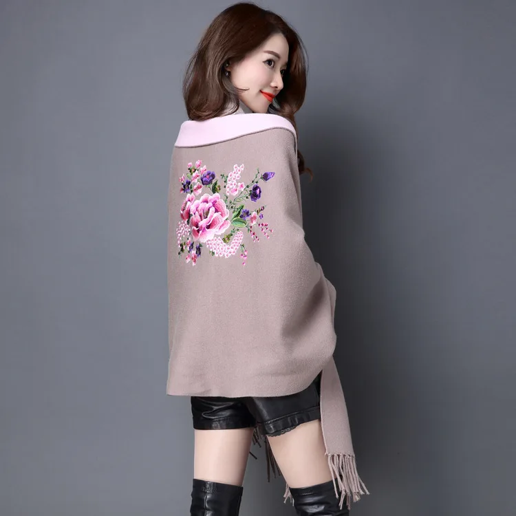 

Autumn Bawting Sleeve Flower Embroidery Knitted Tassels Hem Women Cardigans Winter Poncho Cape