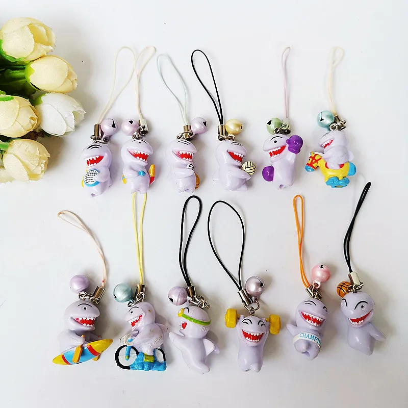 

100pcs 2.5cm cartoon sport shark action figure phone chain doll hard PVC key chain model toy