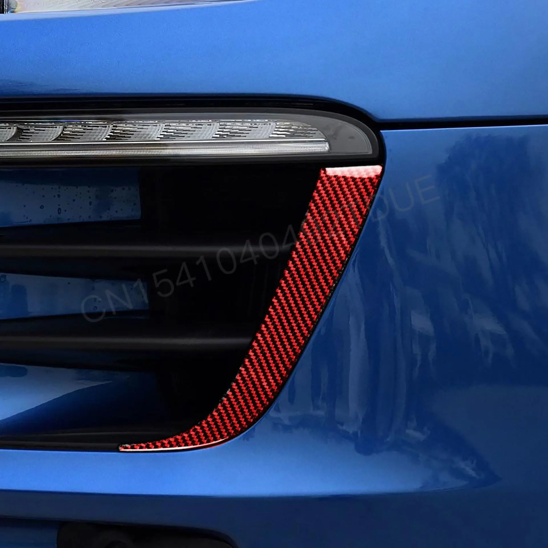 

It is suitable for Porsche Cayenne Macan red carbon fiber day light lower trim strip
