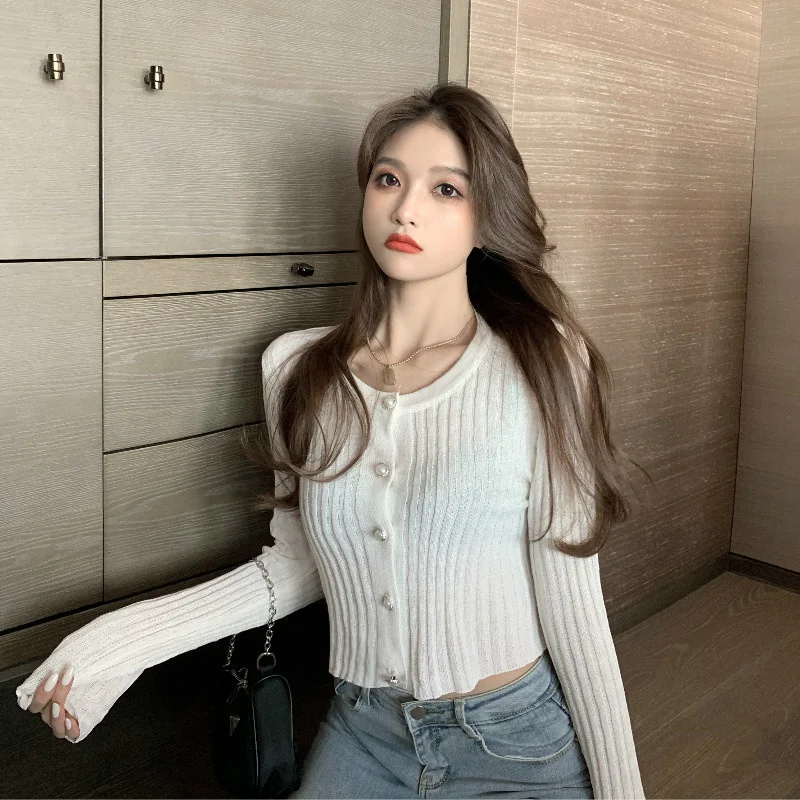 

White Sweater Cardigan for Women 2021 New Thin Slim Fit Figure Flattering Outerwear Coat round Neck High Waist Crop Top