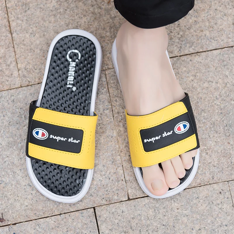 

Yellow Luxury Flip Flops Men Slides Comfortable Soft Men Designer Slippers Non-slip Beach Sandals Indoor Unisex Home Slippers