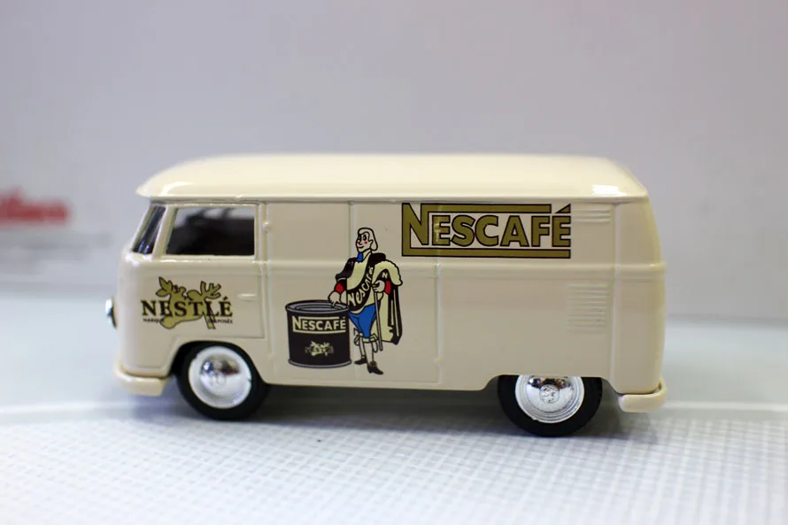

LLEDO 1/43 VW Van Collection Metal Die-cast Simulation Model Cars Toys