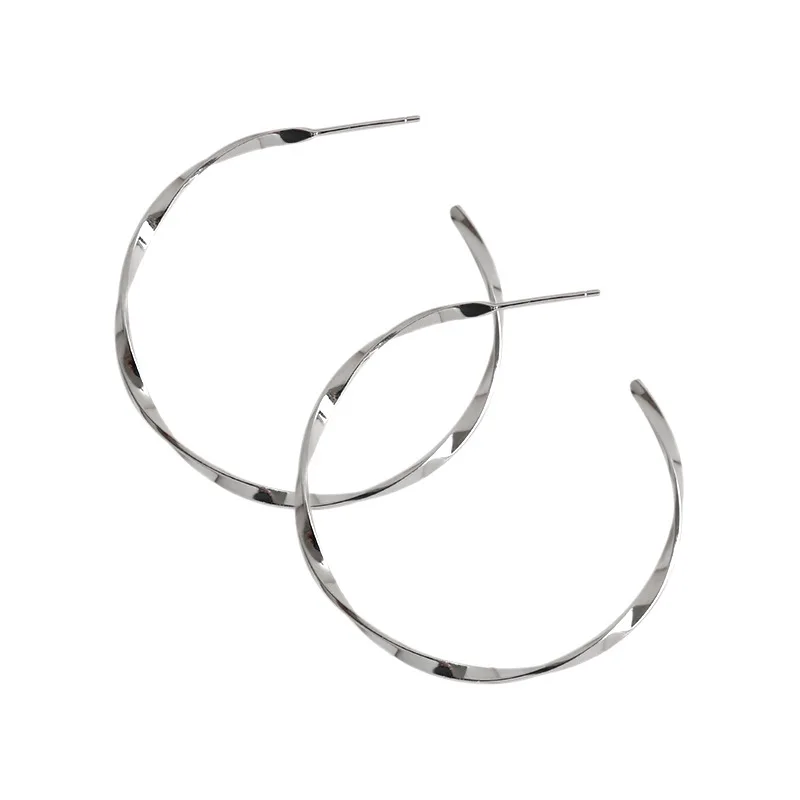 Женские большие круглые серьги гвоздики для вечеринок минималистичное