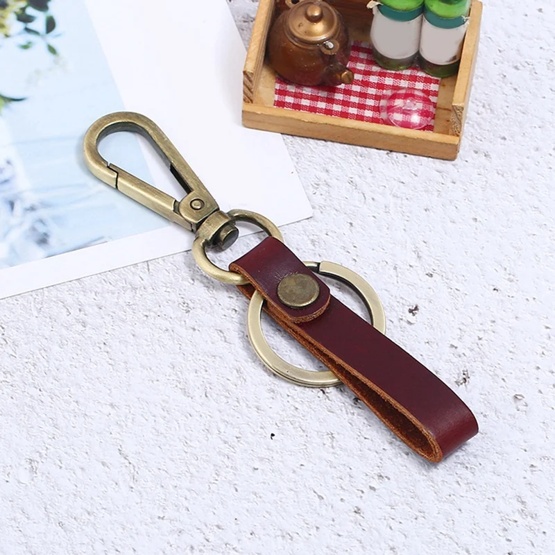 

2 Pcs Vintage PU Keychain Black and Brown