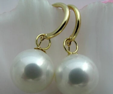 9-10mm round white pearl dangle earring
