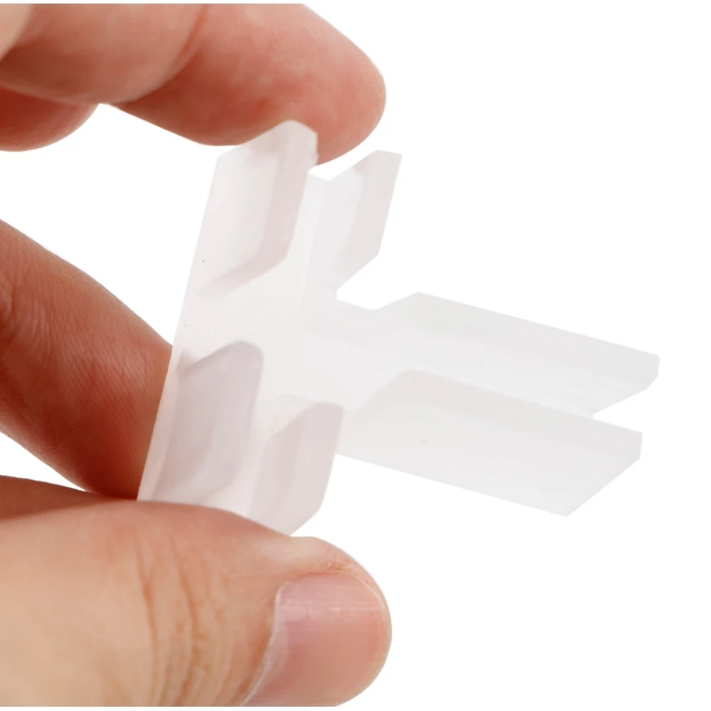 

Plastic 3 Ways t Shape Glass Shelf Box Container Carton Shelf Paper Cardboard Connector Clip Tube Sleeve