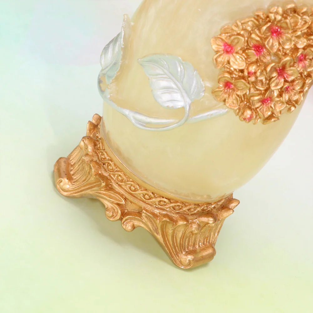 

White European Style Elegant Flower Empty Bottle Romantic Dispenser Body Wash Refillable Bottles Multifunctional Pump Resin Cont