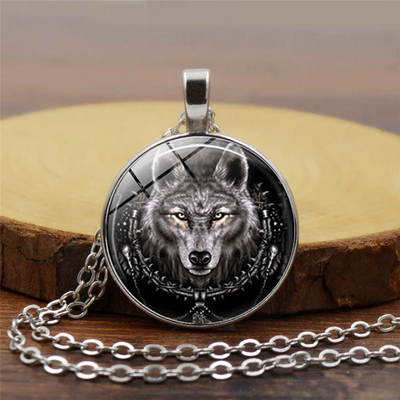 

1pcs Wolf Head Necklace Pendant Animal Power Norse Amulet Necklaces Pendants Men Women Gift Jewelry Letter Necklace