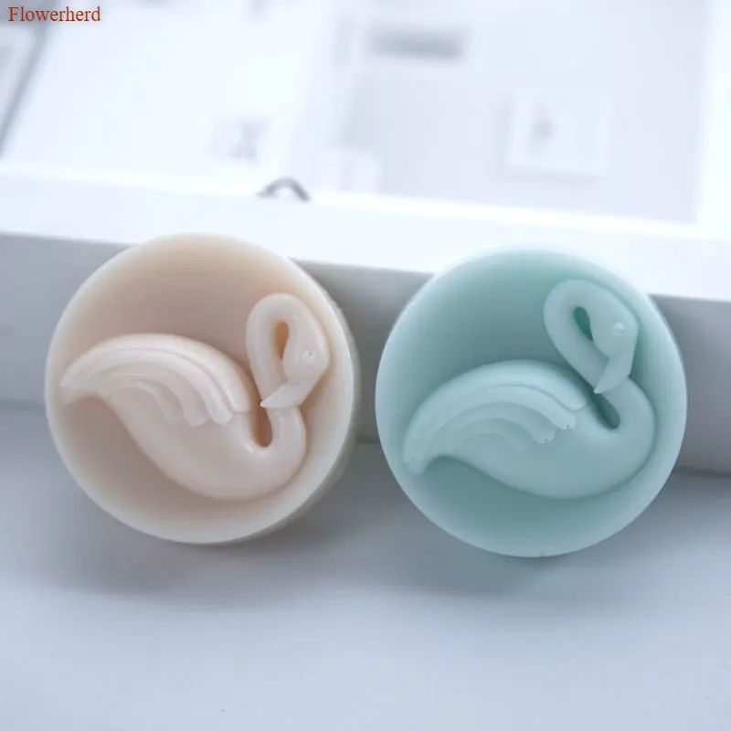 Новая круглая форма в виде лебедя|Формы для мыла| |