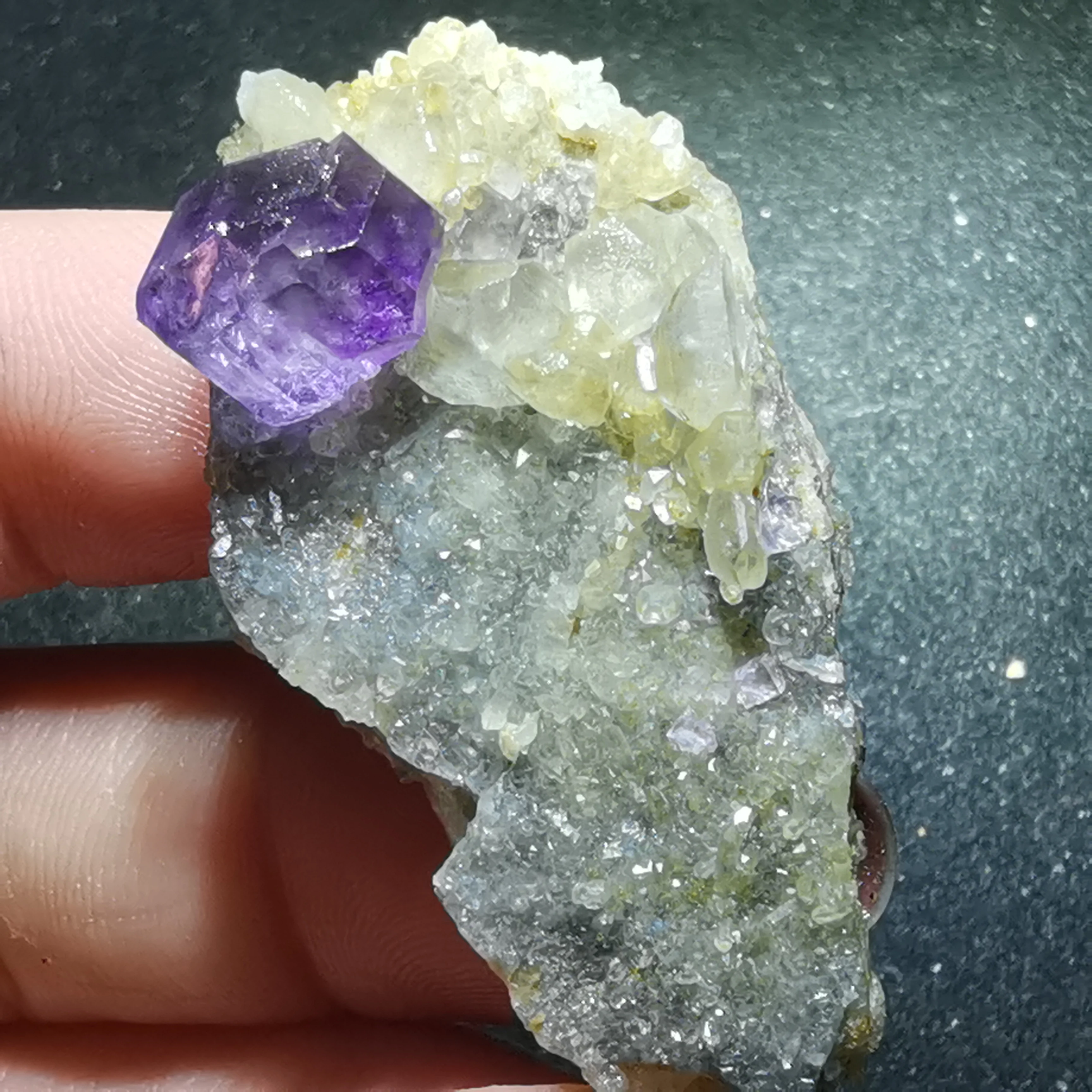 

9.3gNatural rare purple fluorite cluster mineral specimen stone and CRYSTAL HEALING CRYSTAL QUARTZ GEM