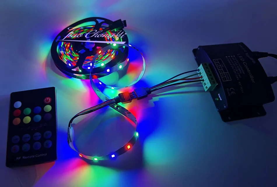 

18Keys RGB Music LED Controller RF Remote Sound Sensor Voice Audio Control For 5050 3528 RGB LED Strip Light DC12V-24V