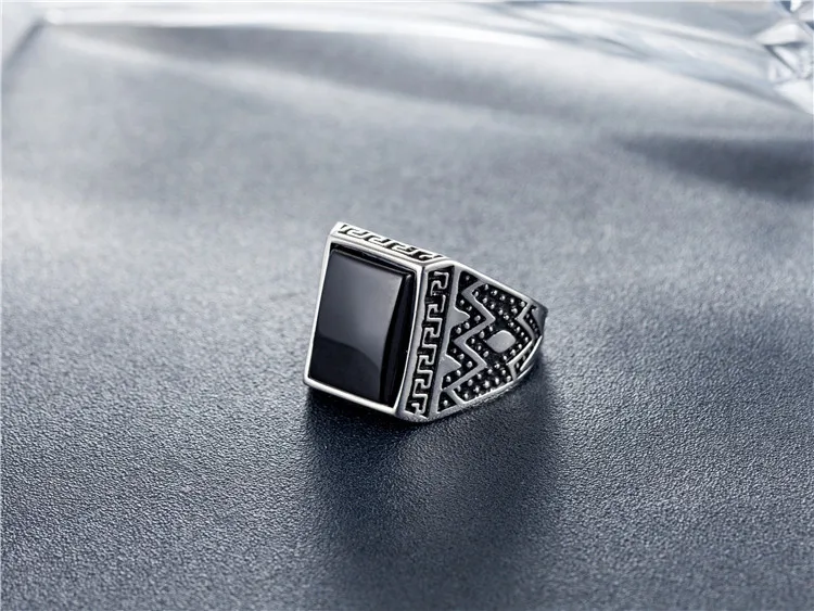 

Wholesale Titanium Steel Rings Jewel Vintage Jewelry Ring For Man Anniversary Wedding Party Gifts Free Shipping