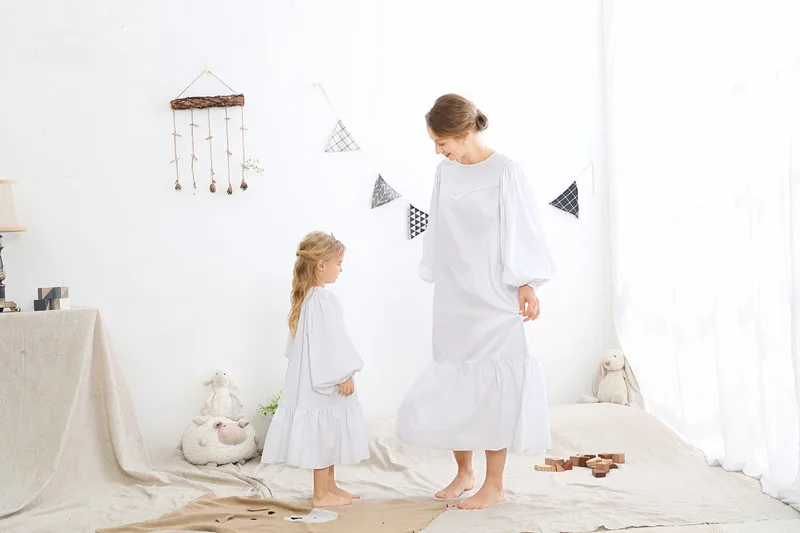 

Autumn Family Matching Outfits Princess Nightdress Cotton Sleepwear Palace Style Long Sleeve Home Service Dress Pijamas A421