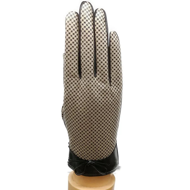

Women Real Leather Gloves Fashion Warm Plaid Genuine Sheepskin Leather Glove Hand Warmer Winter Female Adult Mittens