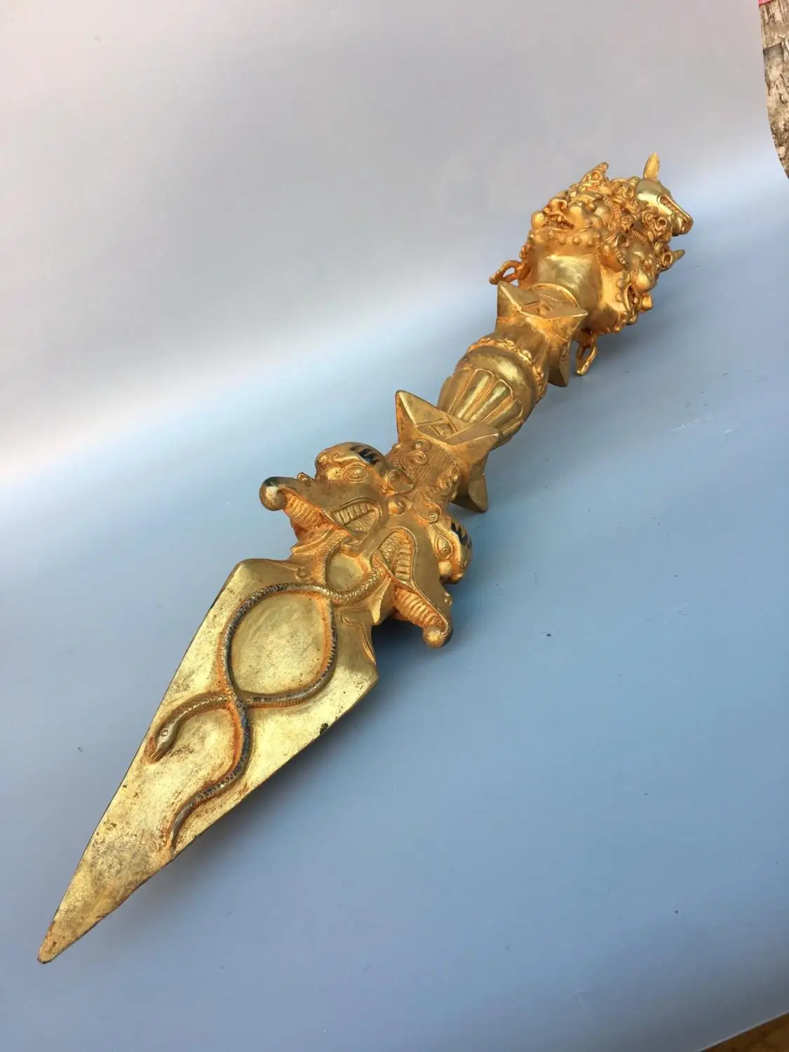 

20" Tibet Buddhism Temple Old Bronze Gilt Horse head vajra Three-sided Mahakala head statue Dorje Vajra Phurba Dagger Holder