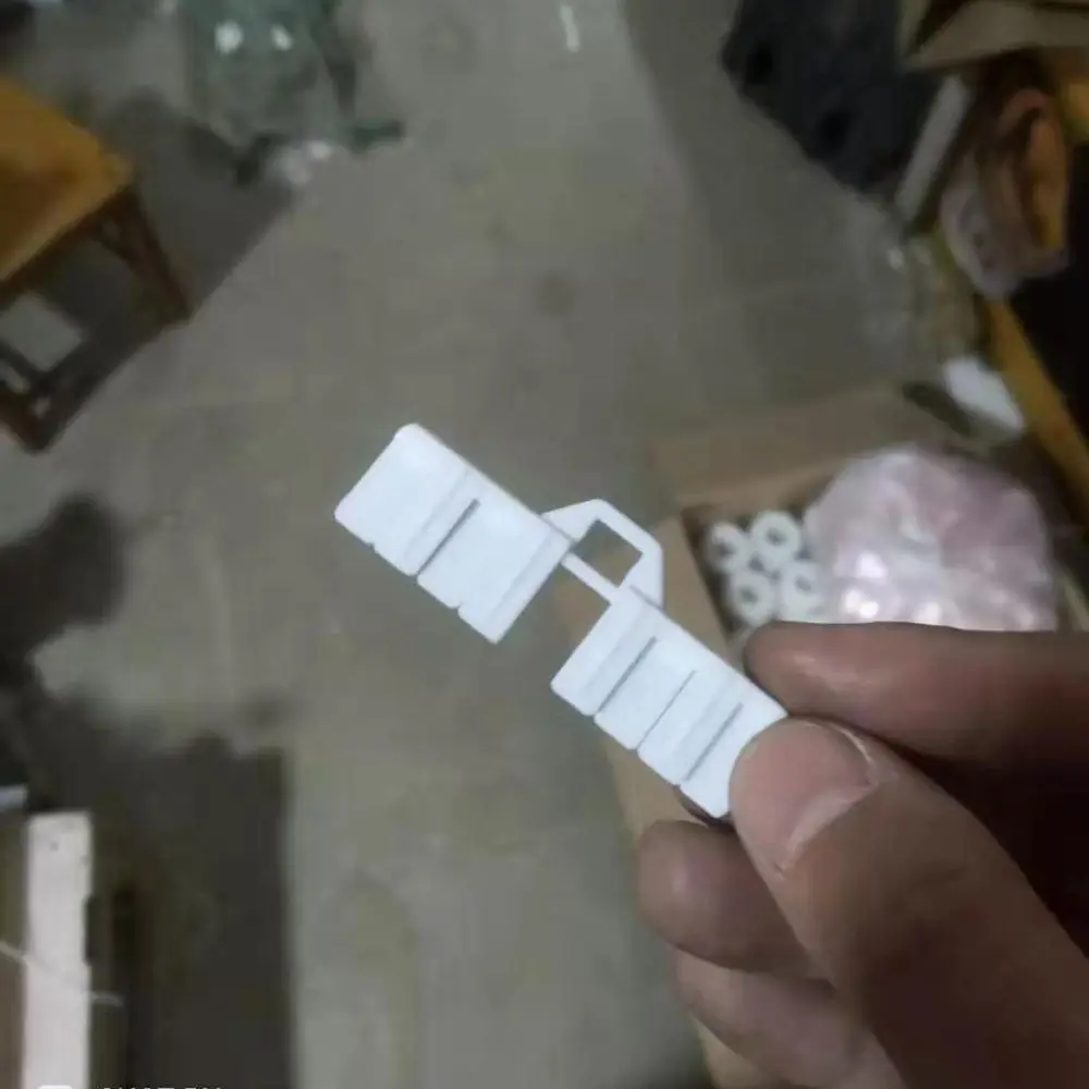 Вертикальные жалюзи 6 упаковок ~ белые изогнутые ремонтные зажимы сломанные