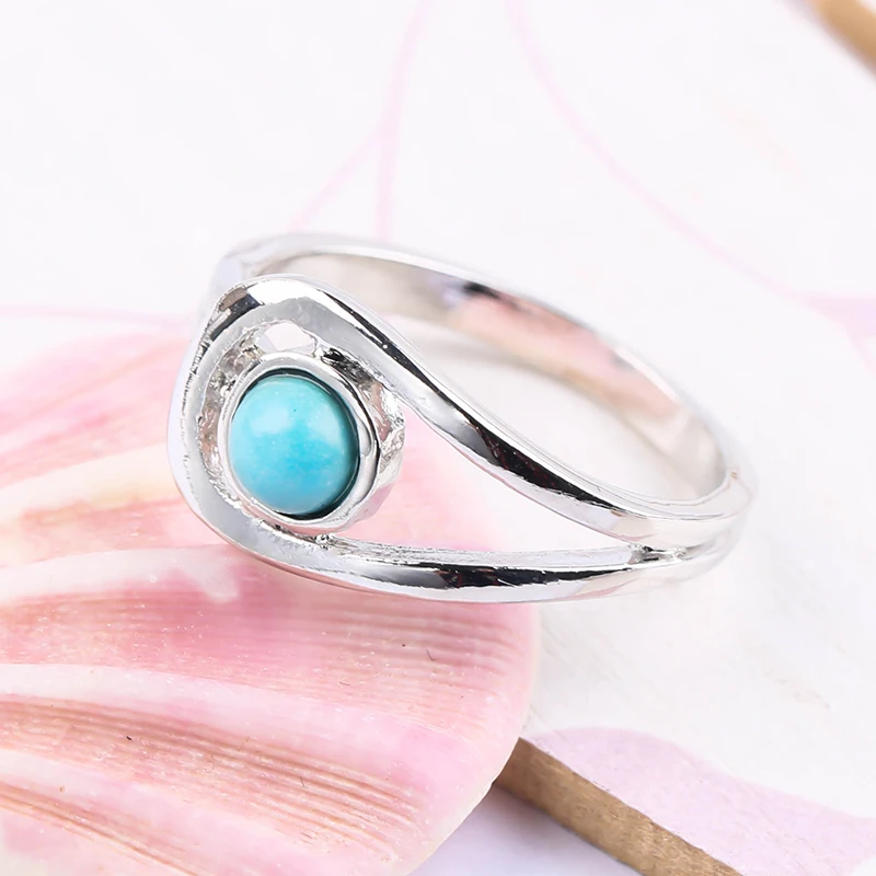 Женское классическое кольцо с зеленым камнем Boho серебряное в подарок на свадьбу