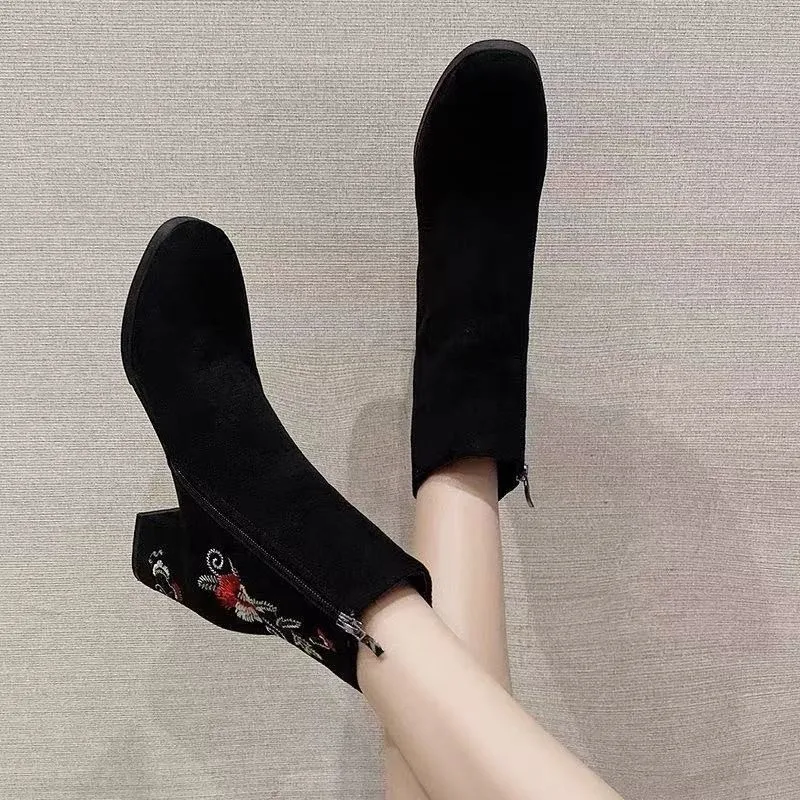 

Women's Ankle Boots Winter Warm Plush Fashion Embroider 2022 Woman Short Boots High Heels Autumn Ladies Shoes Female Boot