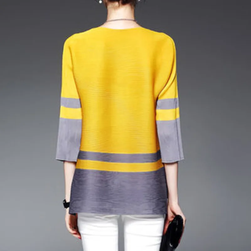 LANMREM Autumn New Casual Fashion Temperament Women Loose Plus Color Matching Pleated Five-point Sleeve shirt TC438