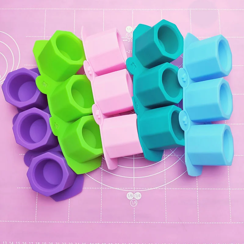 

BT0020 BEAUTY 50% half 3 Holes DIY Clay Craft Cactus Decoration Round Geometric Polygonal Concrete Silicone Flower Pot Mold