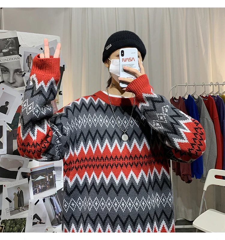Sweater Men's Warm Fashion Contrast Color Casual Retro O-neck Knit Pullover Men Loose Knitting Sweaters Male Sweter Clothes