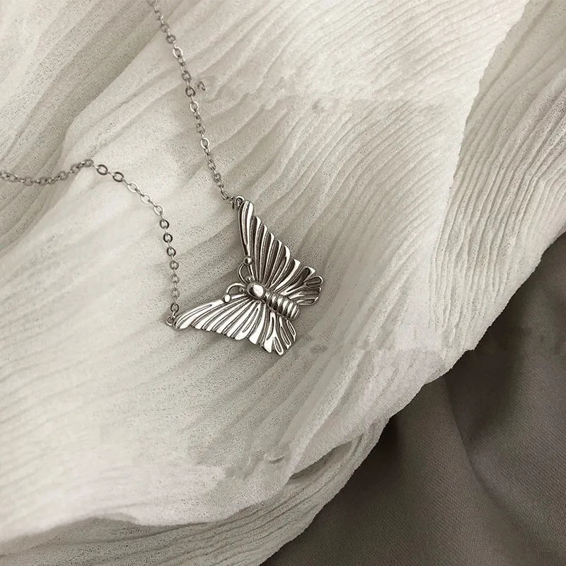 

Vintage Korean 925 Sterling Silver Butterfly Charm Pendant Necklace For Women Wedding Jewelry Choker Collar dz531