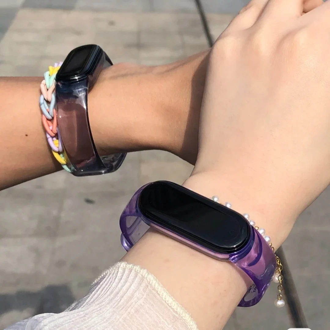 

2021 New Design Optical Variable Watchband For Xiaomi Mi Band Fashion Waterpoof Soft Silicone Strap Bracelet For Mi Band 6 5 4 3