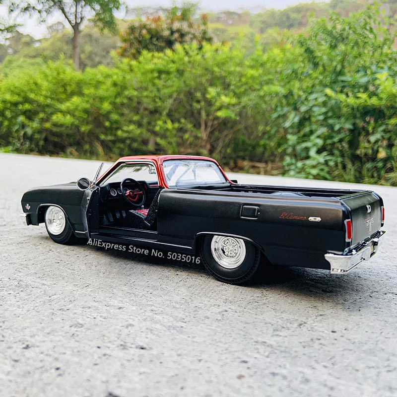 Модель автомобиля Maisto из сплава в масштабе 1:25 1965 Chevrolet EL конвертер декоративная