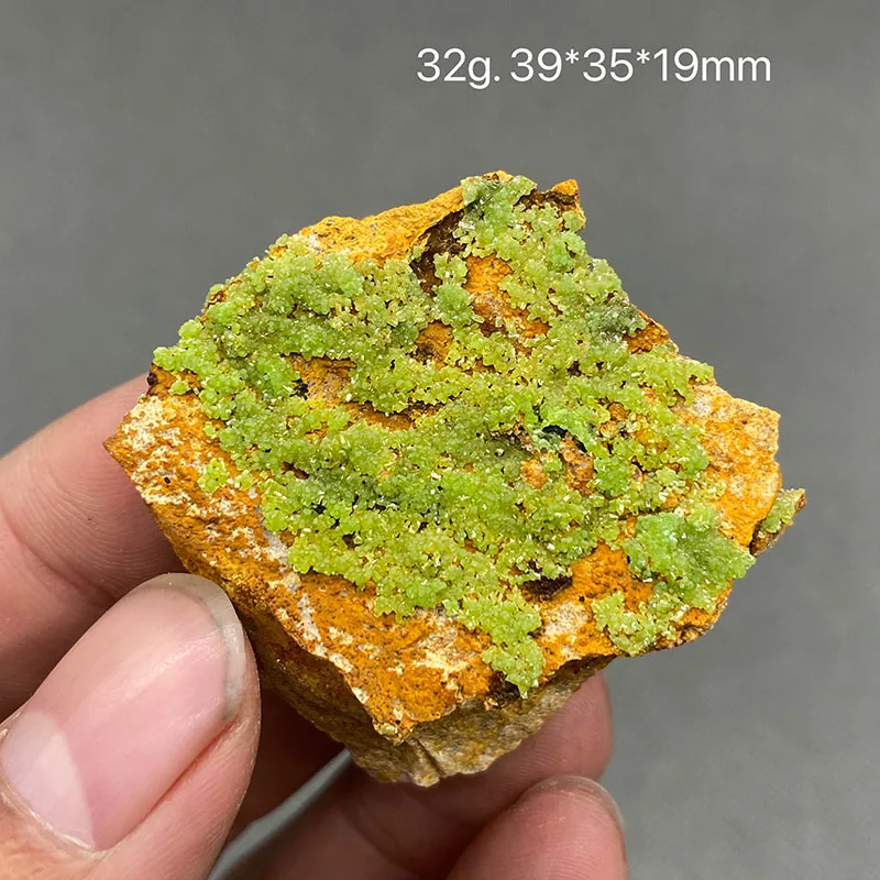 

Natural pyromorphite mineral espécime pedras e cristais coleção pedras preciosas quartzo do tamanho da caixa de china