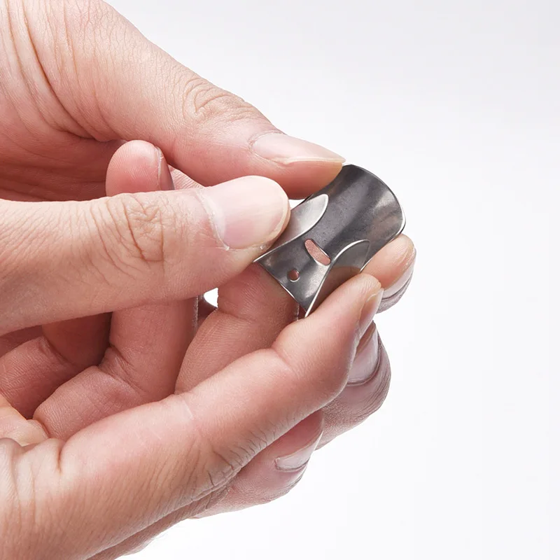 

Finger Protector for Cutting Vegetables Kitchen Gadgets Thumb Sleeves Stainless Steel Cover Rings for Women Cooking Guard Knife