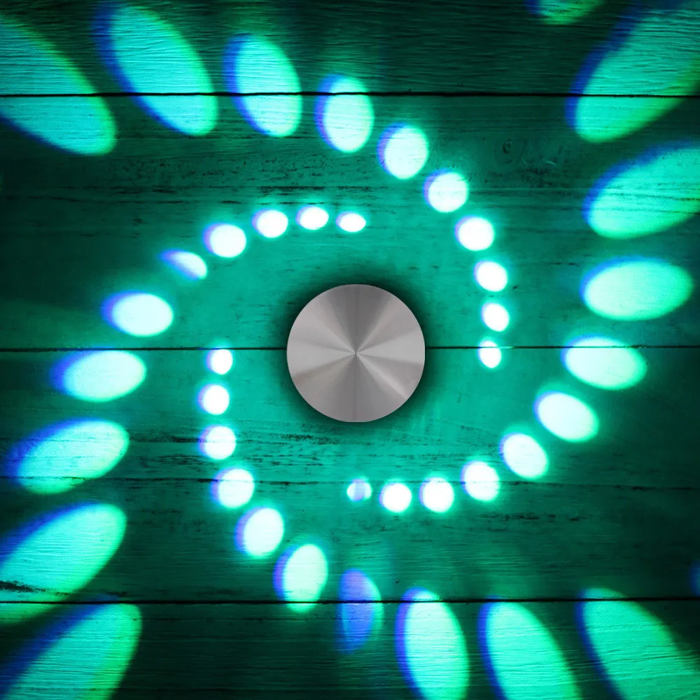 Настенный светильник красочный RGB настенный с отверстиями по спирали