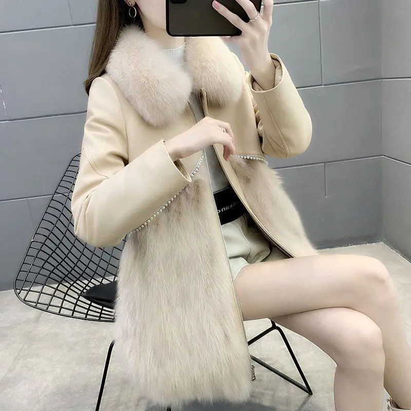 Large Women's Fur One-piece Coat Women's Winter New Slim Imitation Lamb Wool and Plush Thickened Leather Coat