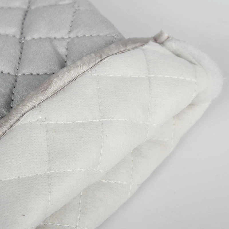 

Heat-Resistant Microwave Oven Insulated Oven Thickened High-Temperature Resistant Non-Slip Cotton Gloves