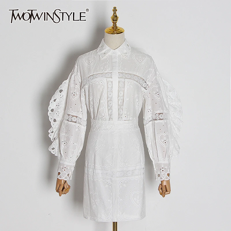 Женский Кружевной Костюм TWOTWINSTYLE костюм из двух предметов с отложным воротником и