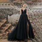 Изящные Свадебные платья-трапеции, кружевные платья с круглым вырезом, аппликациями, без рукавов, с открытой спиной, со шлейфом, корсет украшенный бисером