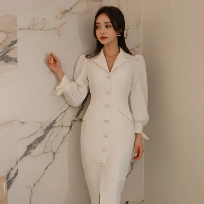 Женское повседневное офисное платье элегантное модельное белое с длинным