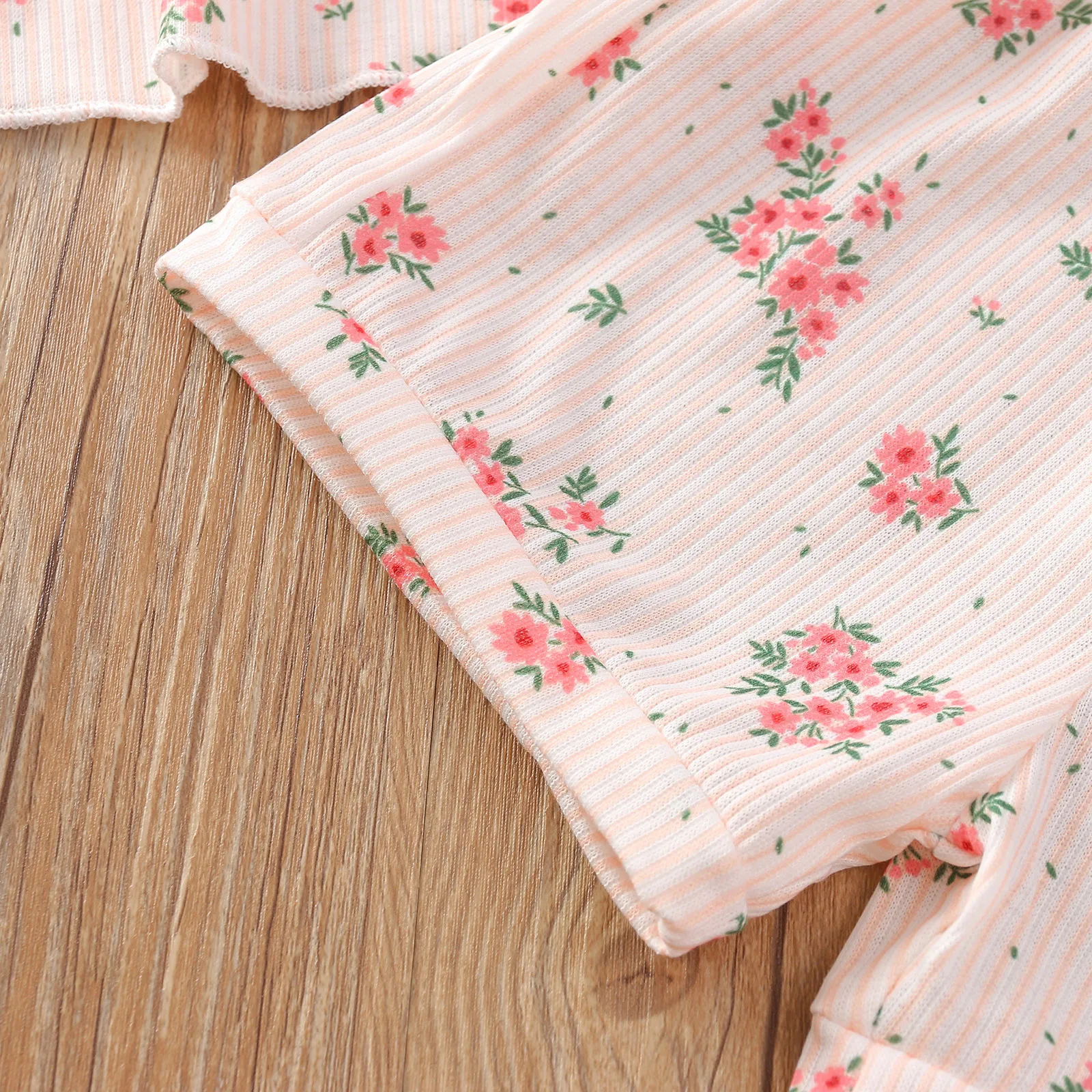 Одежда для малышей маленьких девочек топ без рукавов с цветочным рисунком + шорты