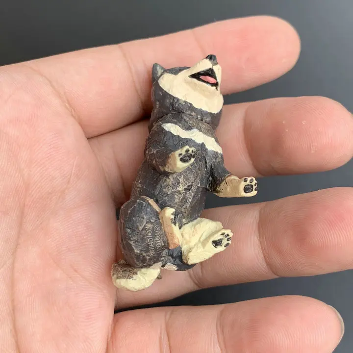 

1/6 Scale Shiba Inu Carving Dog Model Imitation Wood Carving Display Toy Collection