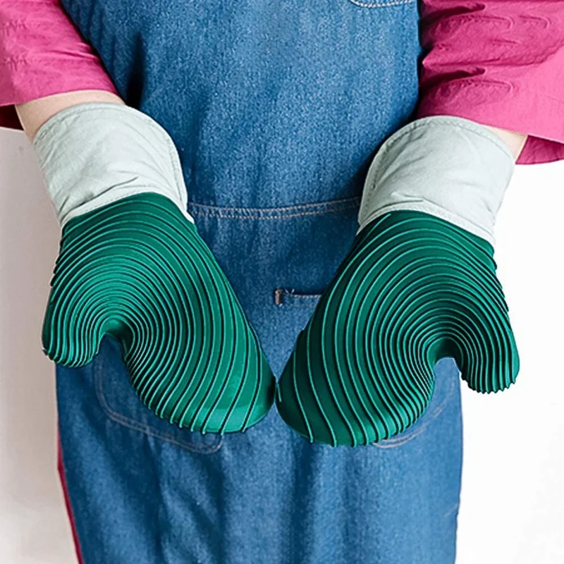 

Silicone Oven Mitts,High Temperature Insulation Anti-Scalding Silicone Kitchenthickened Non-Slip Gloves (2 Pcs)