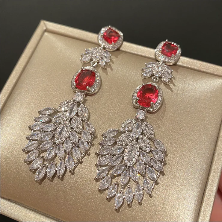 

Women Full zircon skirt ruby fan earrings female wild French retro zircon fan earrings