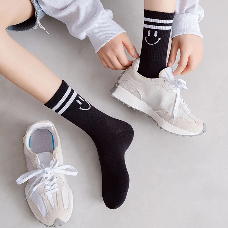 

cute socks smiley face white black striped sokken japanese style sports kawaii calcetines women skarpetki cotton slouch meias