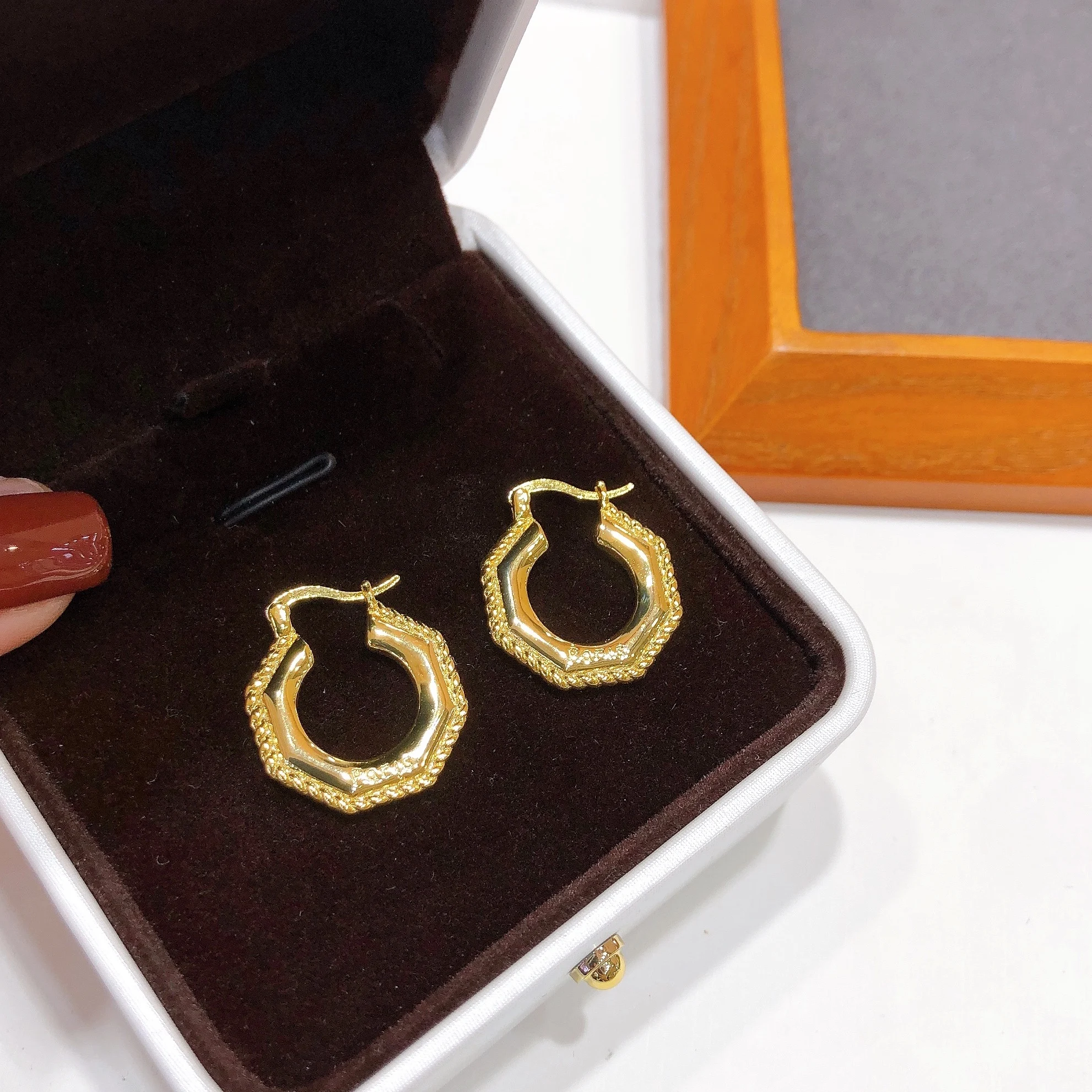 

Charm Real 18K Gold Fine Jewelry Stud Earrings for Women Exquisite Tiny Zirconia Elegant Korean Crystal Wedding Pendant