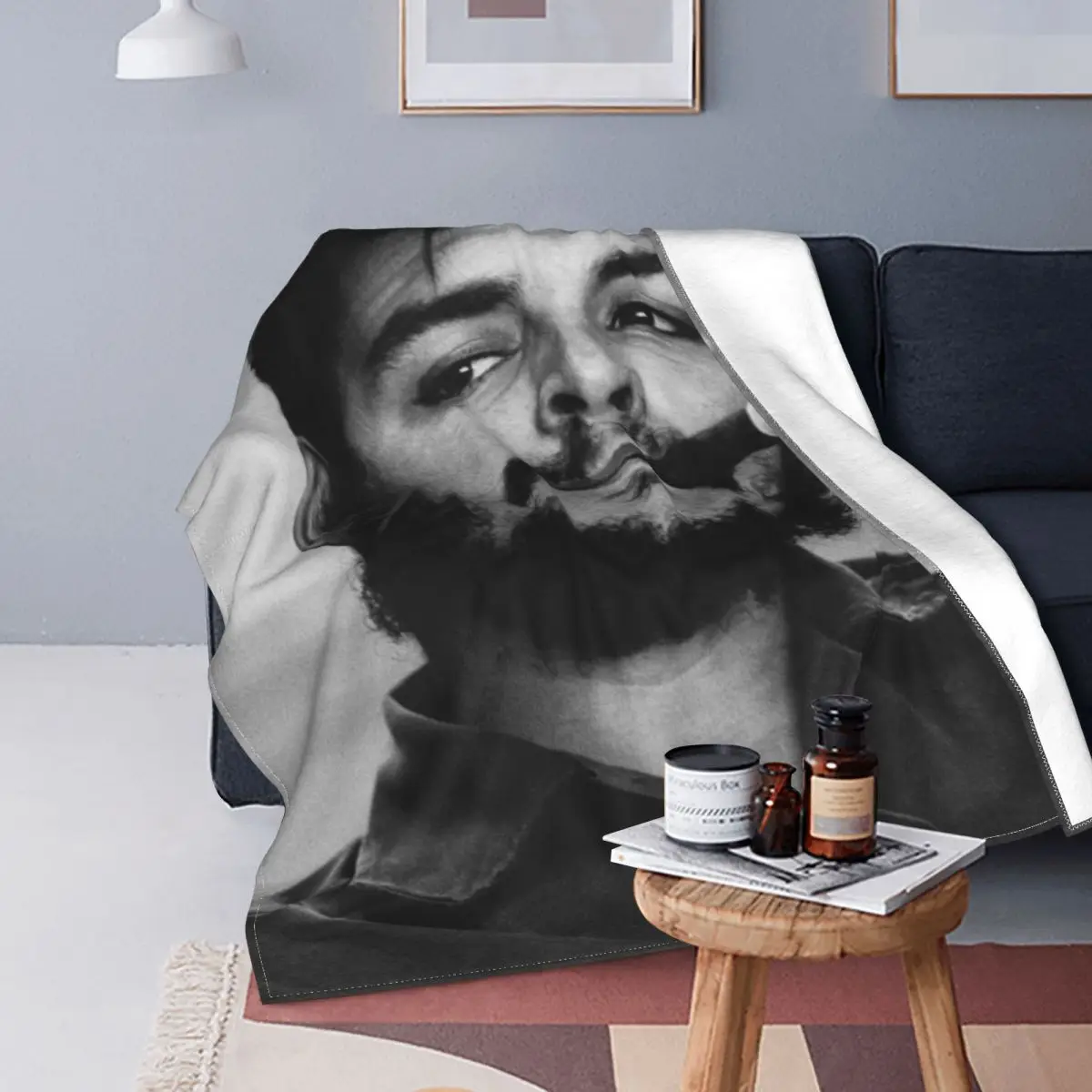 

Che Guevara Flannel Blanket Cuba Revolutionist Fashion Throw Blanket for Home Hotel Sofa 125*100cm