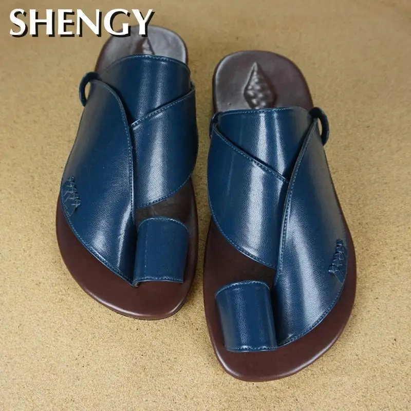 Мужские модные сандалии новые пляжные удобные уличные Женские повседневные