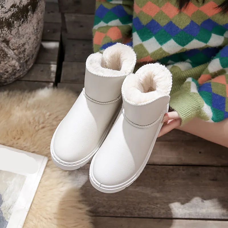 

Женские ботинки на плоской подошве, обувь, плюшевые австралийские роскошные дизайнерские ботинки с круглым носком, женская зимняя обувь, эл...