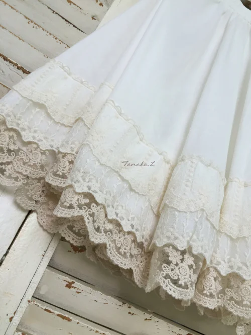 Женская белая многослойная кружевная юбка-американка Mori A-Line | одежда