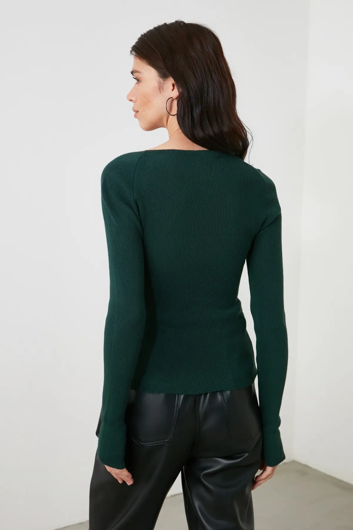 

Trendyol Heart Collar Knitwear Sweater TWOAW21KZ1916